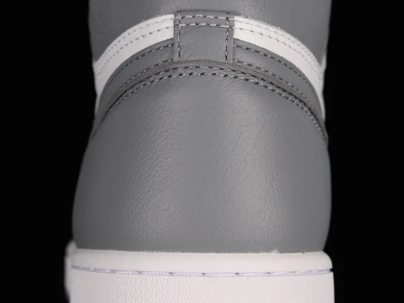 All categories Air Jordan Jordan series basketball shoes Air Jordan 1 High foreign trade version Air Jordan 1 High OG "Stealth" AJ1 Joe 1 white gray 555088-037